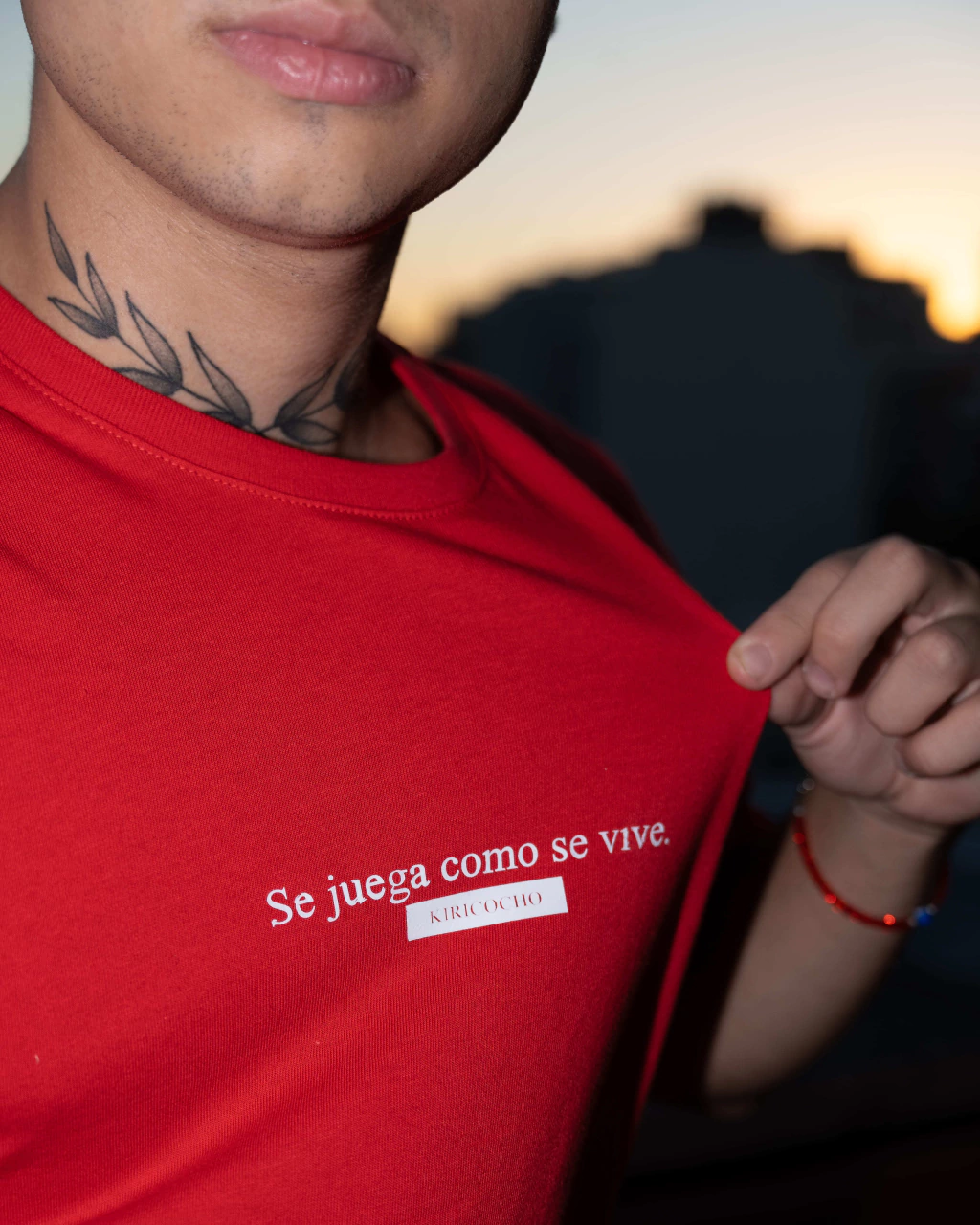 Remera SE JUEGA COMO SE VIVE - Imagen 2
